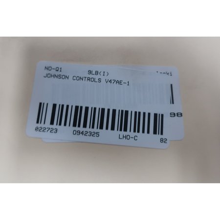 Johnson Controls Temperature Actuated Modulating Water Valve 75-135F 1-1/4In Npt V47AE-1